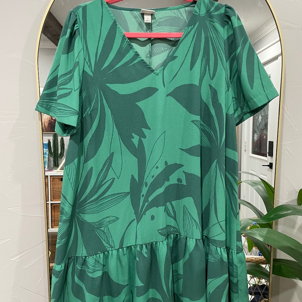A New Day V neck dress Sz L